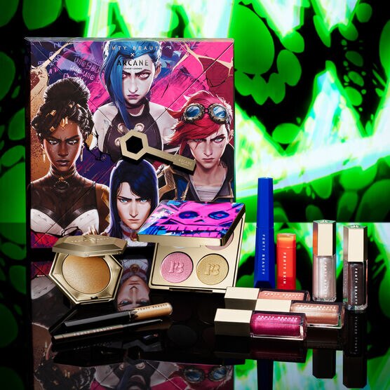 Máscara de Cílios Fenty Beauty Hella Thicc Volumizing Arcane Collection